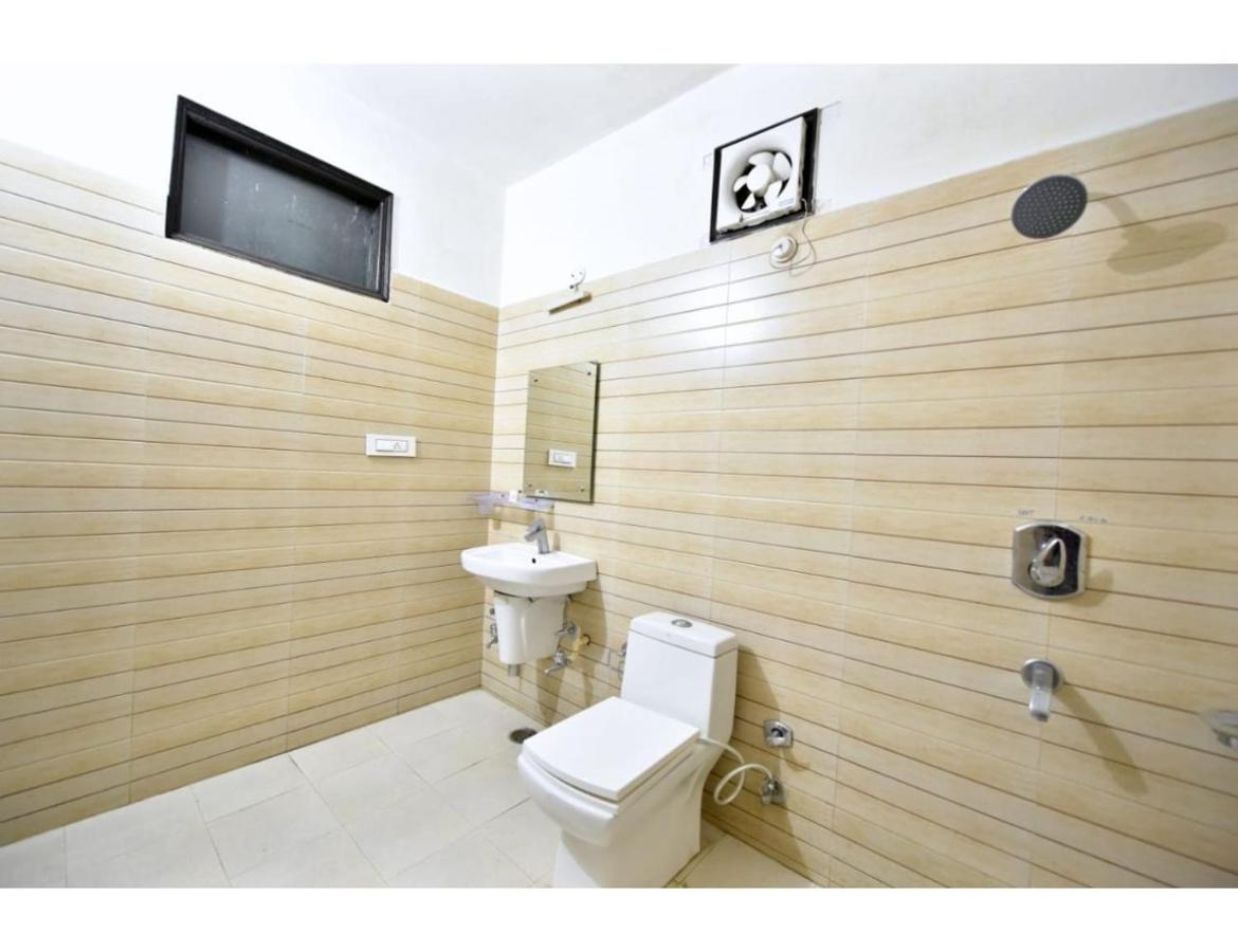 Hotel Dalhousie Grand Banikhet 外观 照片