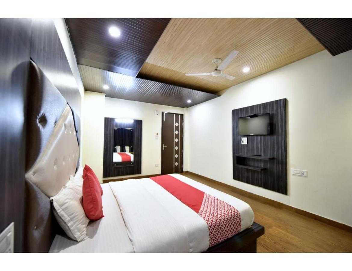 Hotel Dalhousie Grand Banikhet 外观 照片