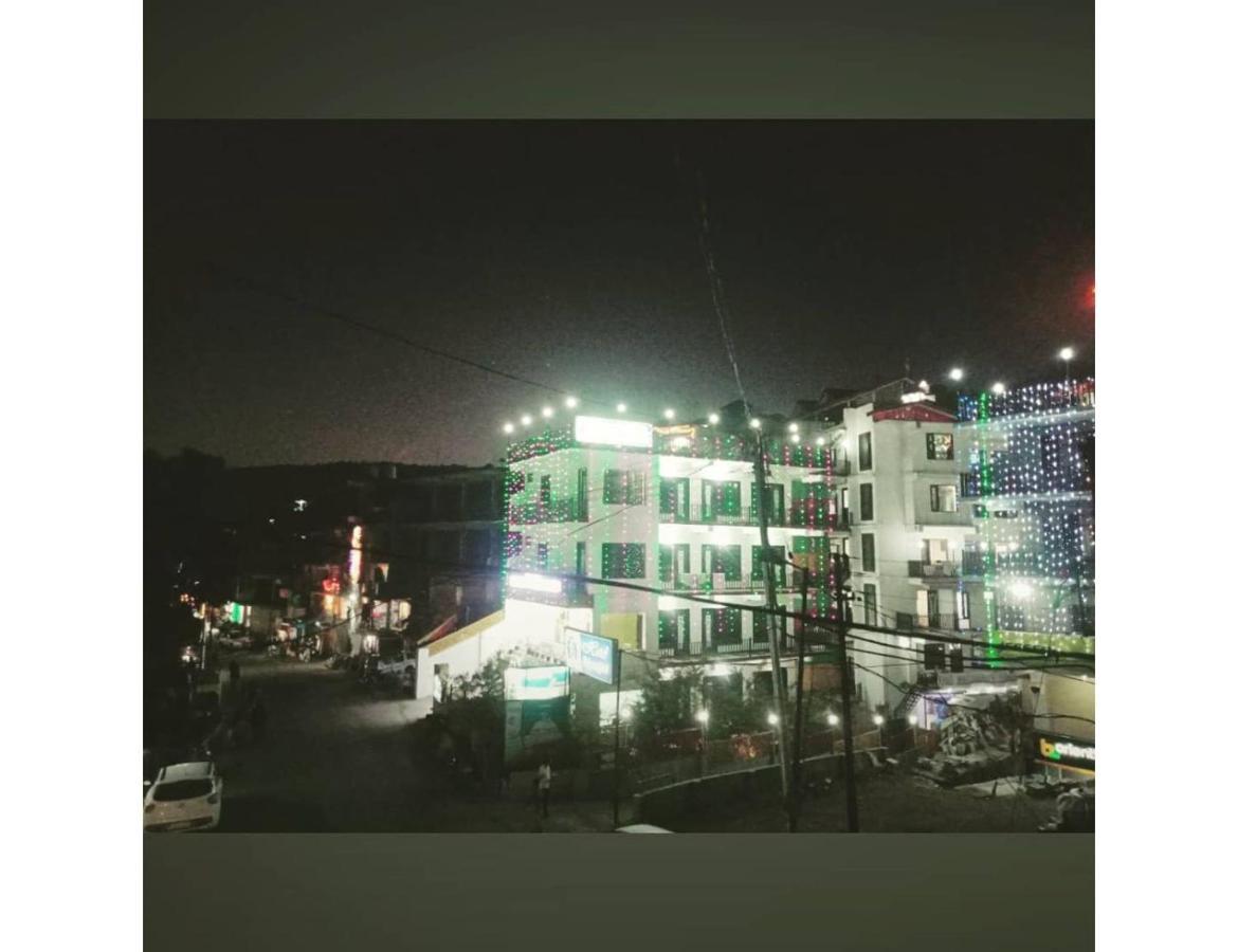 Hotel Dalhousie Grand Banikhet 外观 照片