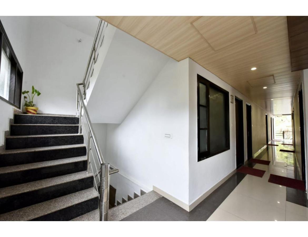 Hotel Dalhousie Grand Banikhet 外观 照片
